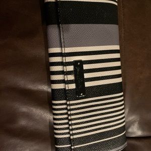 Vera Bradley tri-fold wallet